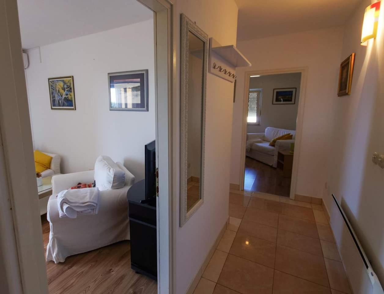 Sandra Apartments Konavle Bilik gambar